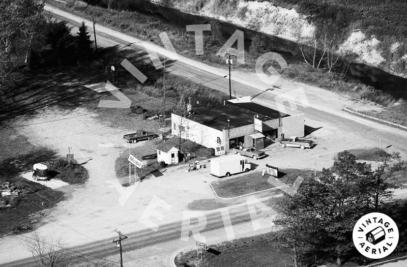 Singing Bridge Store and Station - 1982 (newer photo)